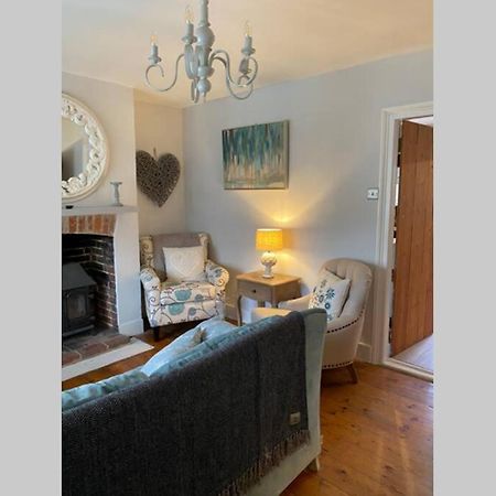 Angel Cottage, Boxgrove, Chichester - Relax And Unwind ภายนอก รูปภาพ
